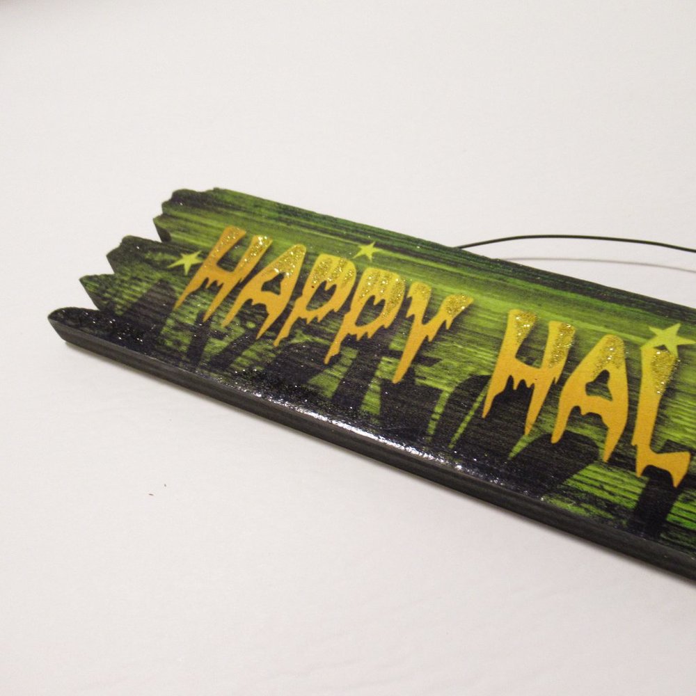 Happy Halloween Sign - Picture 3 of 10